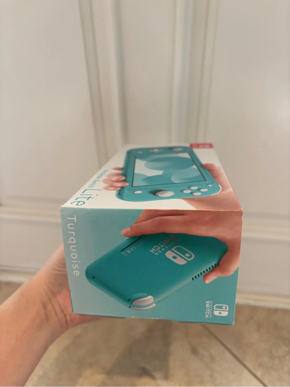 Open Box Nintendo Switch Lite - Turquoise.
